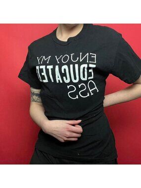 Black sassy graphic tee shirt  🖤🤍​